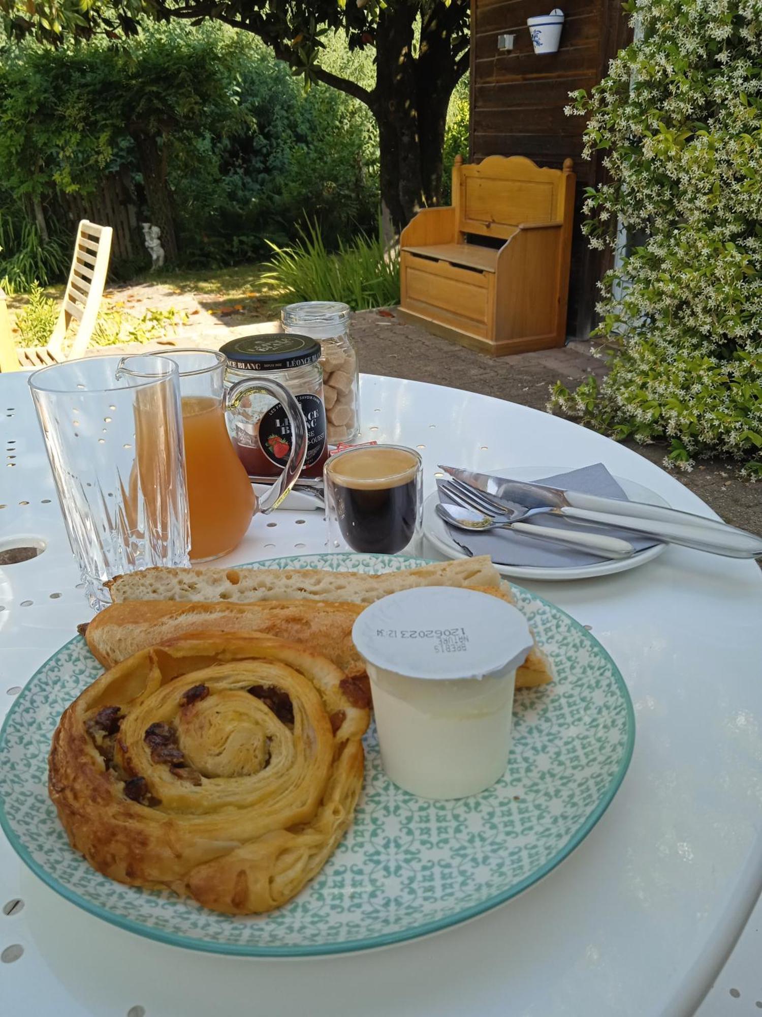 Bed and Breakfast Les Jardins De Mimizan Exterior foto