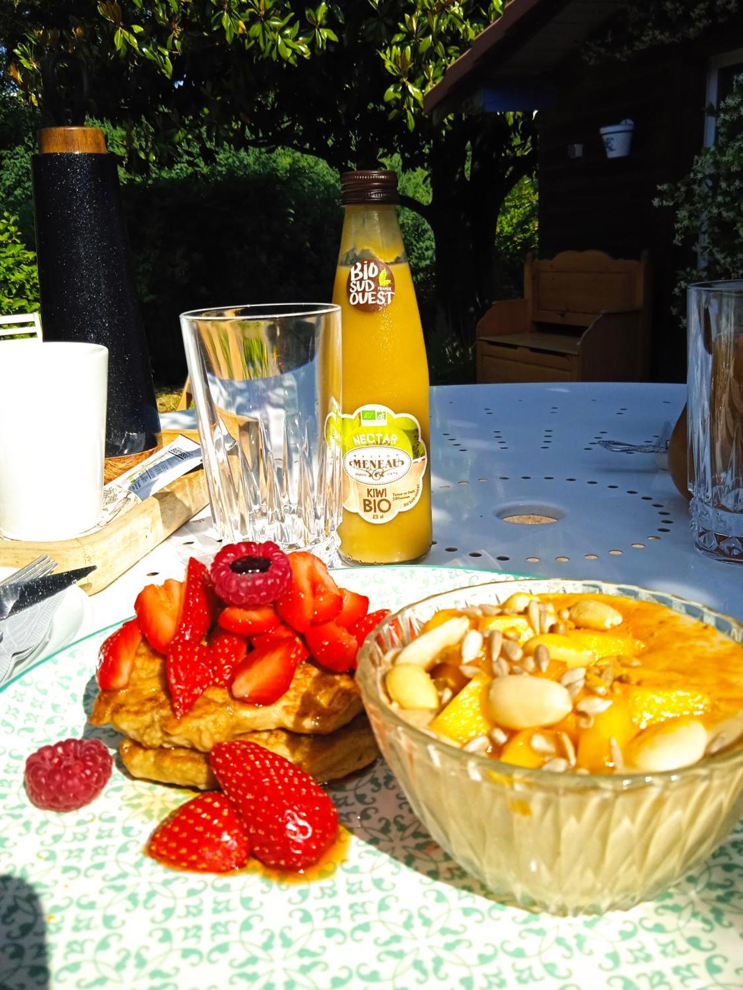 Bed and Breakfast Les Jardins De Mimizan Exterior foto